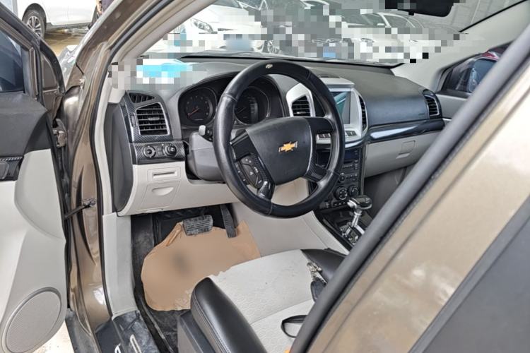 Used Chevrolet Captiva 2017 2.4L Two-Wheel Drive City Edition 5 Seats Center Console
