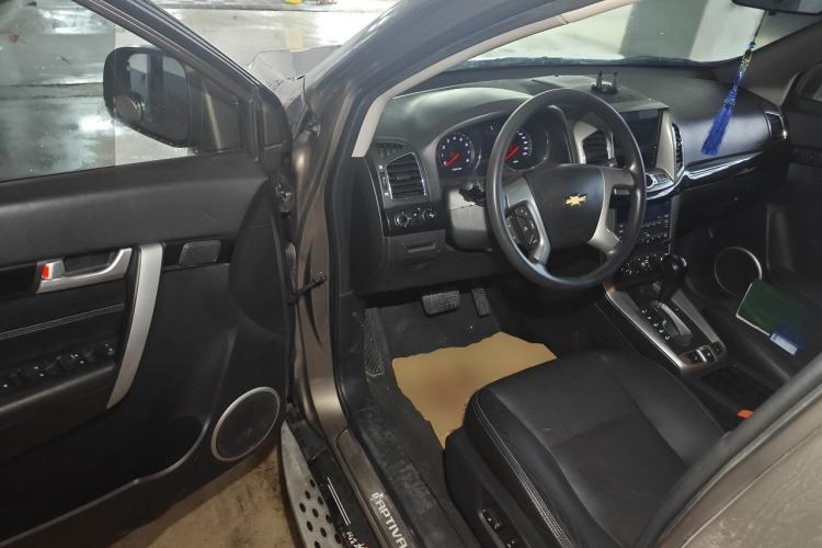 Used Chevrolet Captiva 2017 2.4L Two-Wheel Drive Luxury Edition 7 Seats Driver Seat