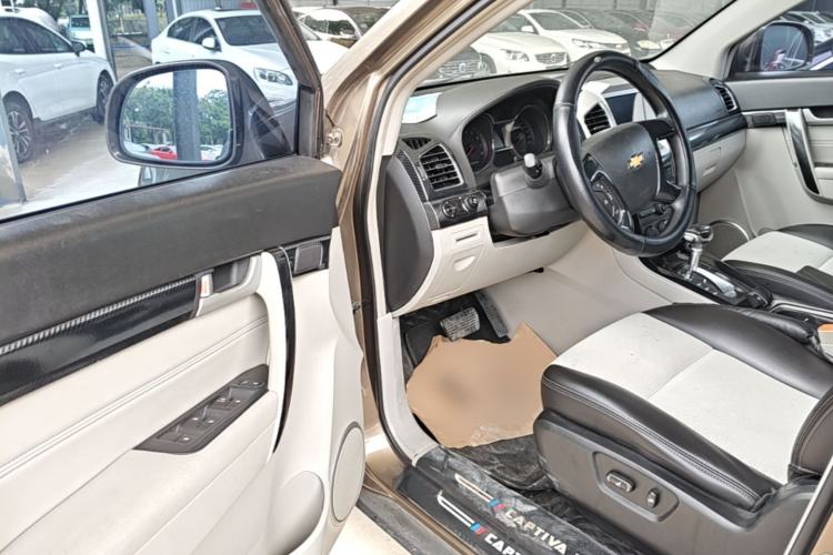 Used Chevrolet Captiva 2017 2.4L Two-Wheel Drive City Edition 5 Seats Driver Seat