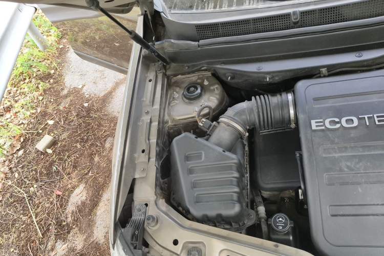 Used Chevrolet Captiva 2017 2.4L 4x4 Flagship Edition 7-Seater Engine Bay Right