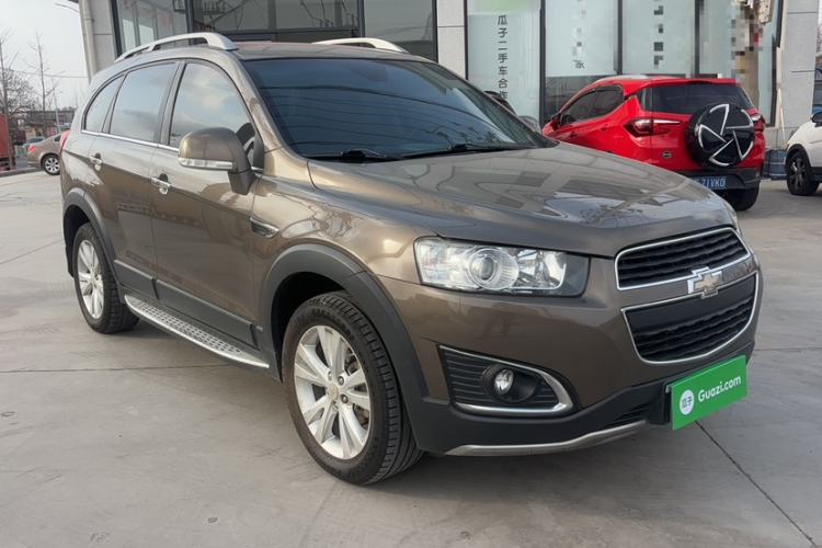 Used Chevrolet Captiva 2017 2.4L 4x4 Flagship Edition 7-Seater Exterior 1