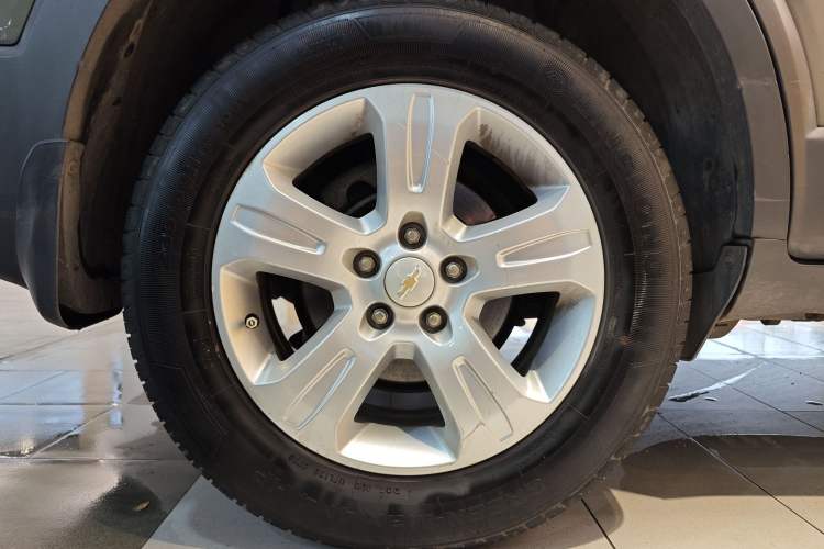 Used Chevrolet Captiva 2017 2.4L Two-Wheel Drive City Edition 5 Seats Exterior 1