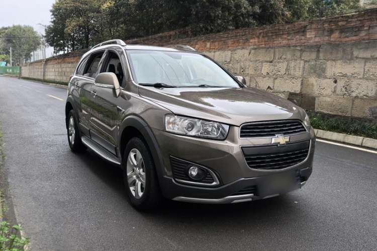 Used Chevrolet Captiva 2017 2.4L Two-Wheel Drive Luxury Edition 7 Seats Exterior 2