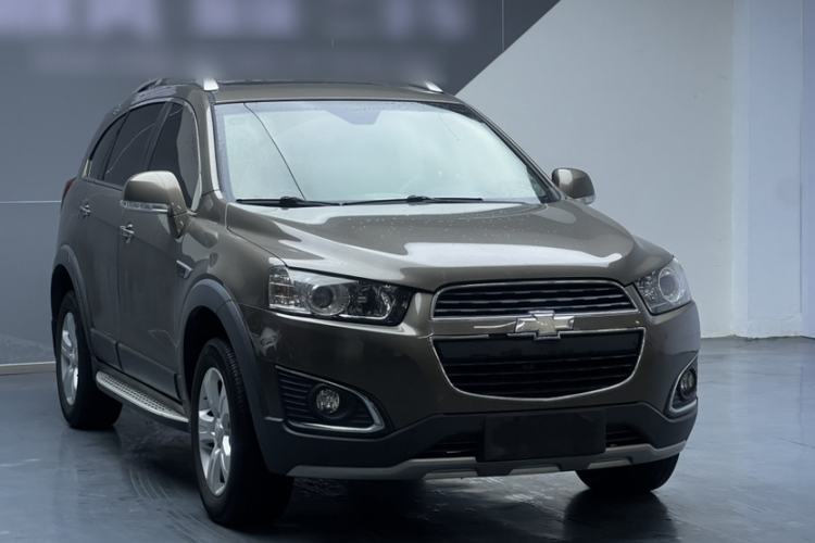 Used Chevrolet Captiva 2017 2.4L Two-Wheel Drive Luxury Edition 7 Seats Exterior 2