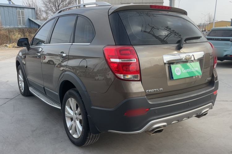 Used Chevrolet Captiva 2017 2.4L 4x4 Flagship Edition 7-Seater Exterior 2