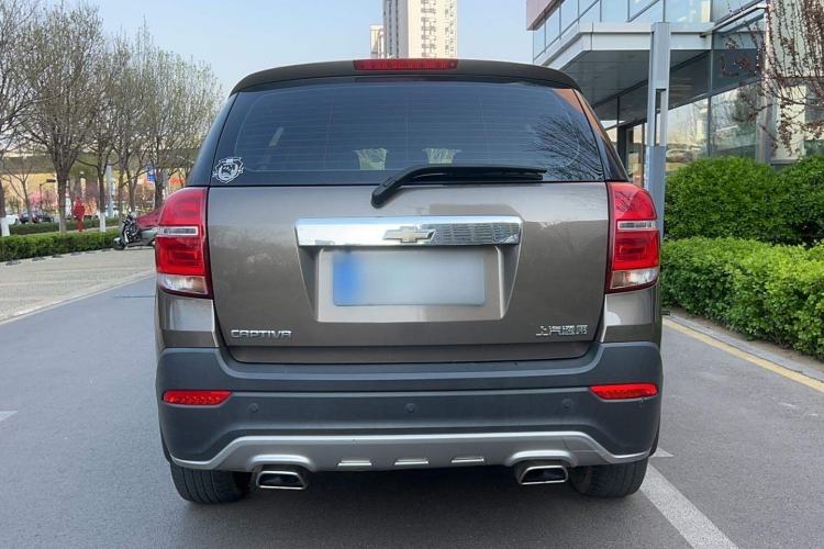 Used Chevrolet Captiva 2017 2.4L Two-Wheel Drive Luxury Edition 7 Seats Exterior 4