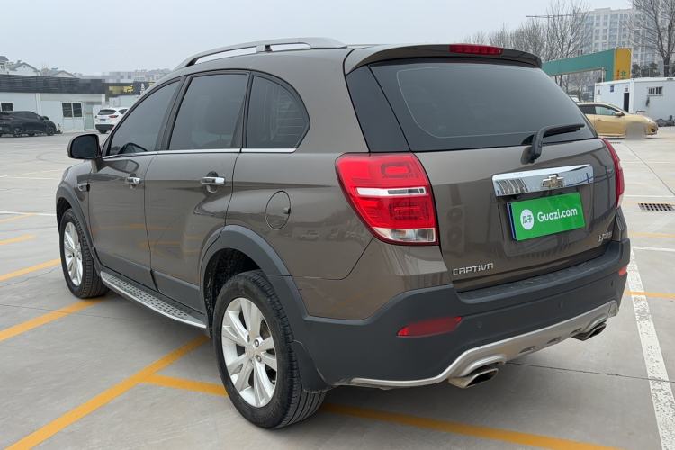 Used Chevrolet Captiva 2017 2.4L 4x4 Flagship Edition 7-Seater Exterior 5