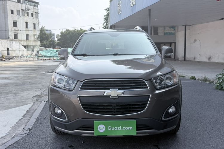 Used Chevrolet Captiva 2017 2.4L Two-Wheel Drive Luxury Edition 7 Seats Exterior 5