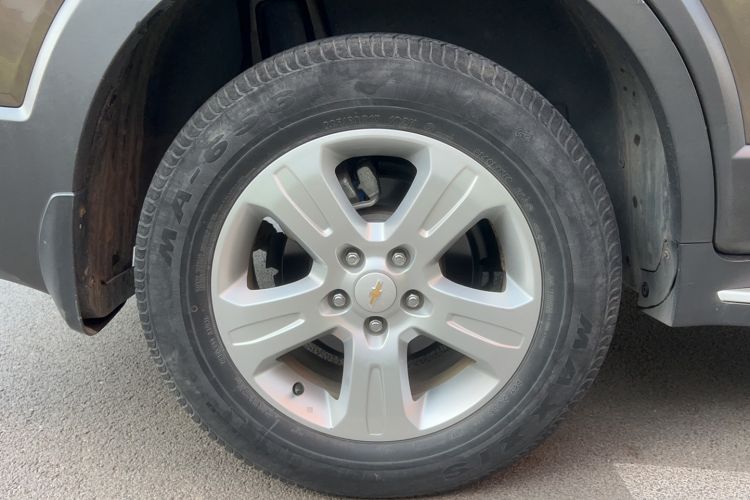 Used Chevrolet Captiva 2017 2.4L Two-Wheel Drive Luxury Edition 7 Seats Exterior 8