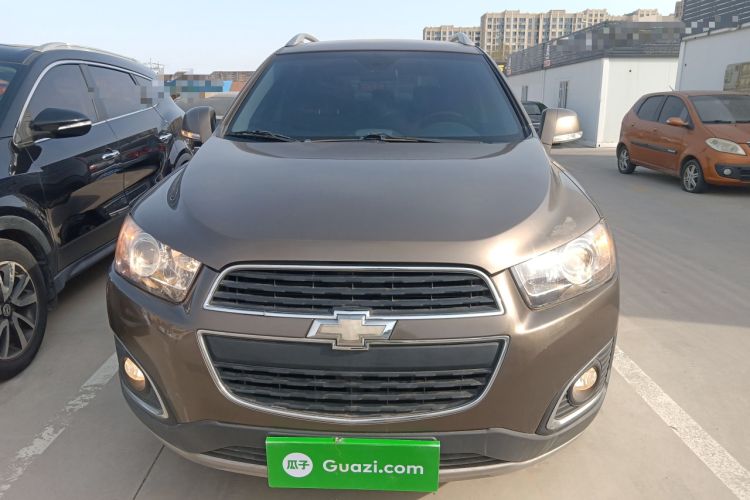 Used Chevrolet Captiva 2017 2.4L 4x4 Flagship Edition 7-Seater Front