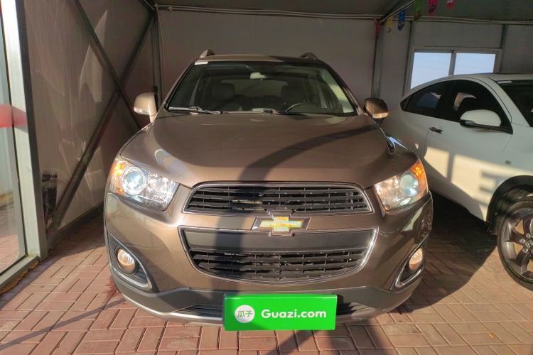 Used Chevrolet Captiva 2017 2.4L 4x4 Flagship Edition 7-Seater Front