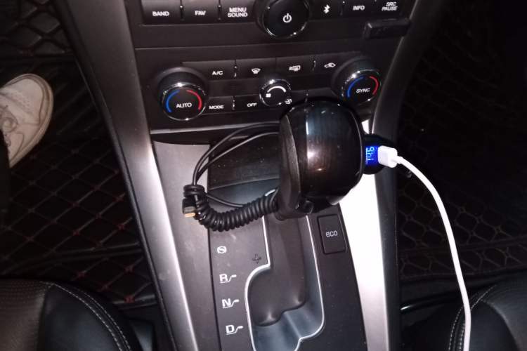 Used Chevrolet Captiva 2017 2.4L 4x4 Flagship Edition 7-Seater Gear Lever