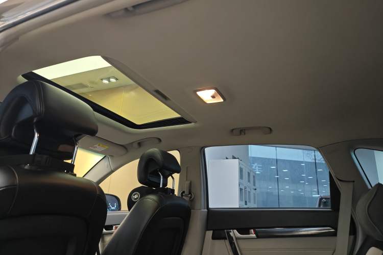Used Chevrolet Captiva 2017 2.4L Two-Wheel Drive City Edition 5 Seats Headliner