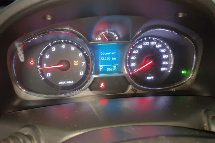 Used Chevrolet Captiva 2017 2.4L Two-Wheel Drive Luxury Edition 7 Seats Instrument Cluster