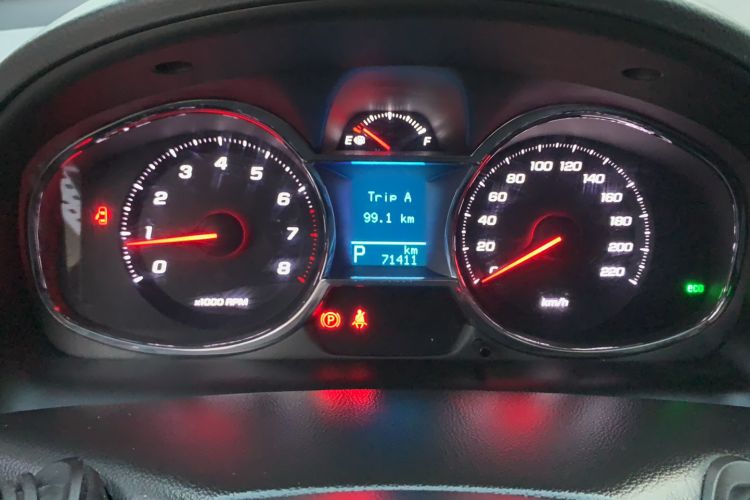 Used Chevrolet Captiva 2017 2.4L Two-Wheel Drive Luxury Edition 7 Seats Instrument Cluster