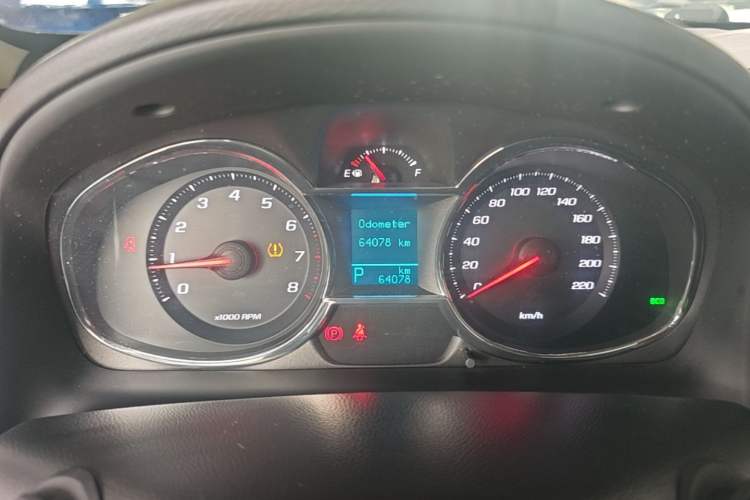 Used Chevrolet Captiva 2017 2.4L Two-Wheel Drive Luxury Edition 7 Seats Instrument Cluster