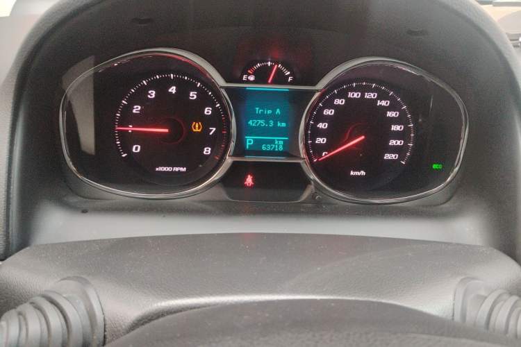 Used Chevrolet Captiva 2017 2.4L 4x4 Flagship Edition 7-Seater Instrument Cluster