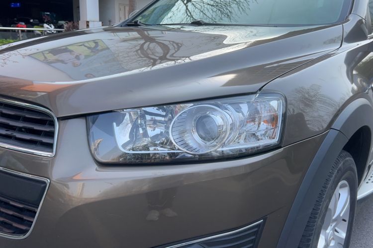 Used Chevrolet Captiva 2017 2.4L Two-Wheel Drive Luxury Edition 7 Seats Left Front Headlight