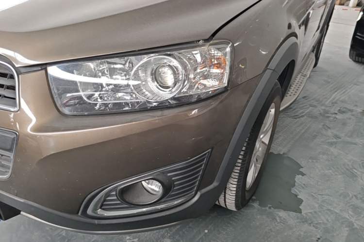 Used Chevrolet Captiva 2017 2.4L Two-Wheel Drive Luxury Edition 7 Seats Left Front Headlight