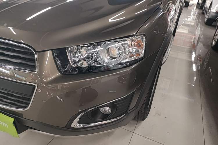 Used Chevrolet Captiva 2017 2.4L 4x4 Flagship Edition 7-Seater Left Front Headlight