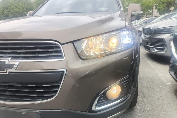 Used Chevrolet Captiva 2017 2.4L 4x4 Flagship Edition 7-Seater Left Front Headlight