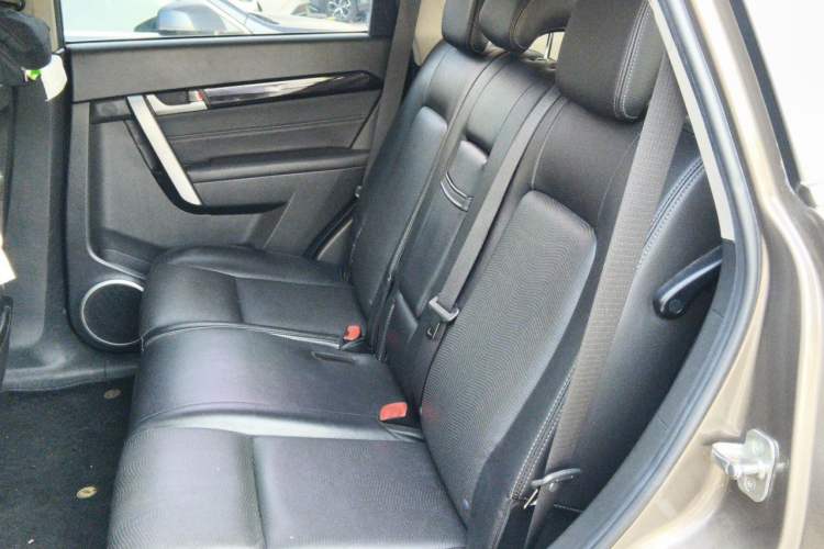 Used Chevrolet Captiva 2017 2.4L Two-Wheel Drive Luxury Edition 7 Seats Left Rear Seat