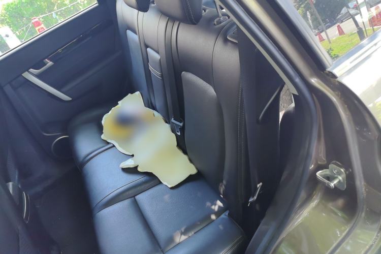 Used Chevrolet Captiva 2017 2.4L 4x4 Flagship Edition 7-Seater Left Rear Seat