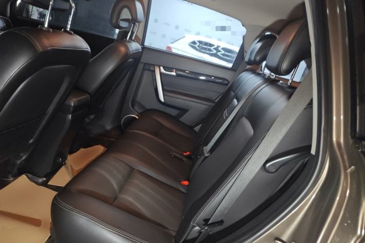 Used Chevrolet Captiva 2017 2.4L Two-Wheel Drive Luxury Edition 7 Seats Left Rear Seat