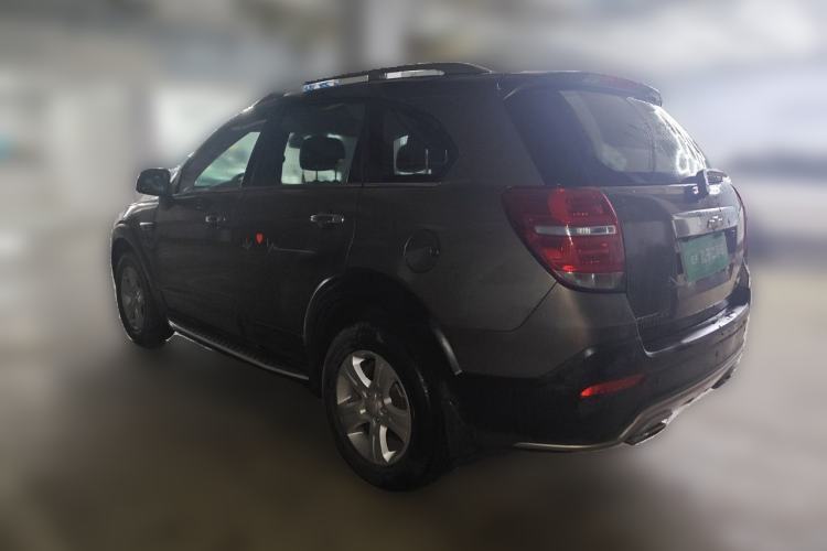 Used Chevrolet Captiva 2017 2.4L Two-Wheel Drive Luxury Edition 7 Seats Rear Left 45 Deg