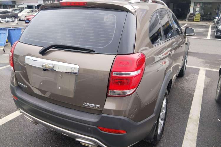 Used Chevrolet Captiva 2017 2.4L Two-Wheel Drive City Edition 5 Seats Rear Right 45 Deg