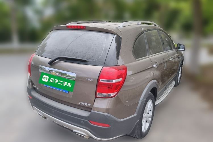 Used Chevrolet Captiva 2017 2.4L 4x4 Flagship Edition 7-Seater Rear Right 45 Deg