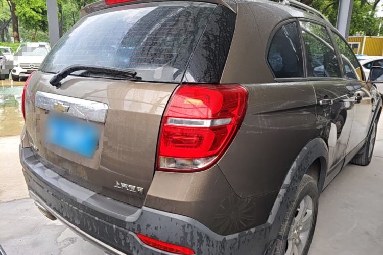Used Chevrolet Captiva 2017 2.4L Two-Wheel Drive City Edition 5 Seats Rear Right 45 Deg