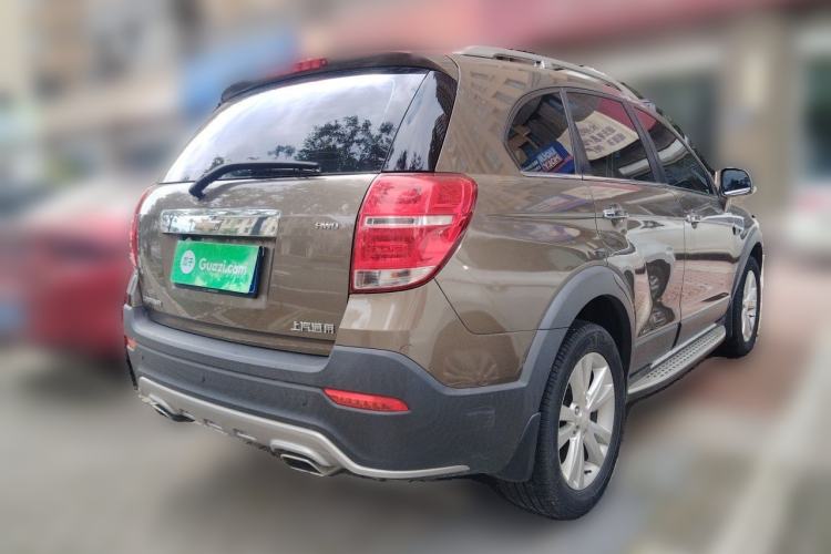 Used Chevrolet Captiva 2017 2.4L 4x4 Flagship Edition 7-Seater Rear Right 45 Deg