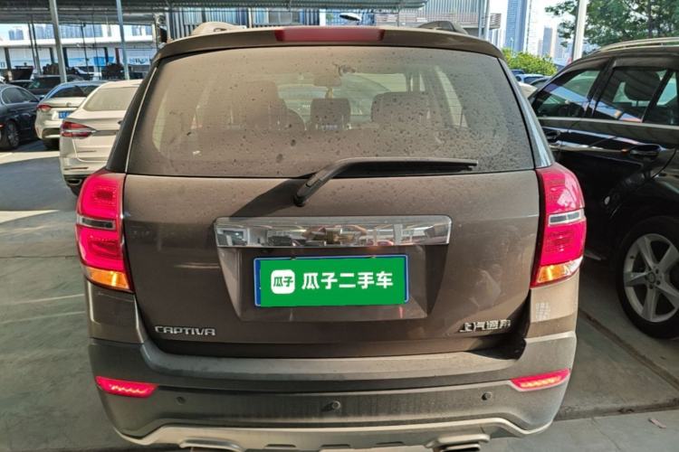Used Chevrolet Captiva 2017 2.4L Two-Wheel Drive Luxury Edition 7 Seats Rear