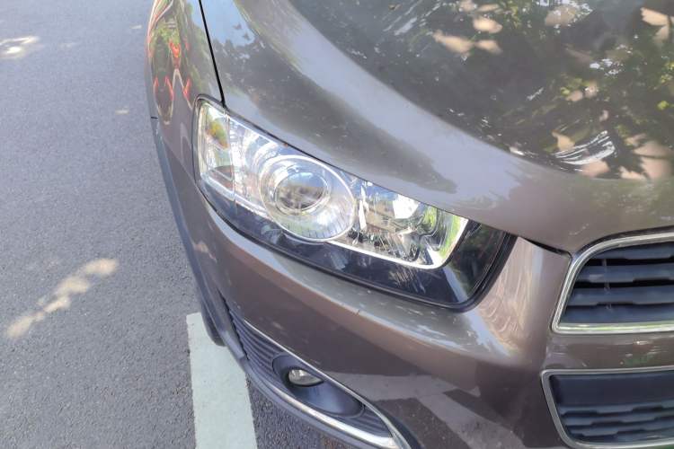 Used Chevrolet Captiva 2017 2.4L 4x4 Flagship Edition 7-Seater Right Front Headlight