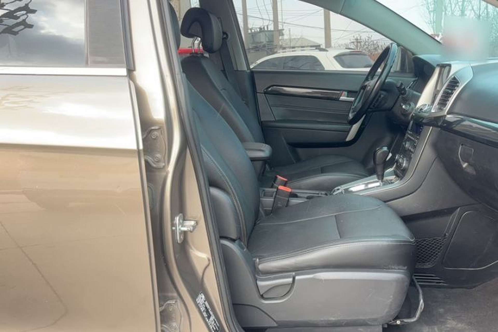 Used Chevrolet Captiva 2017 2.4L 4x4 Flagship Edition 7-Seater Right Front Seat