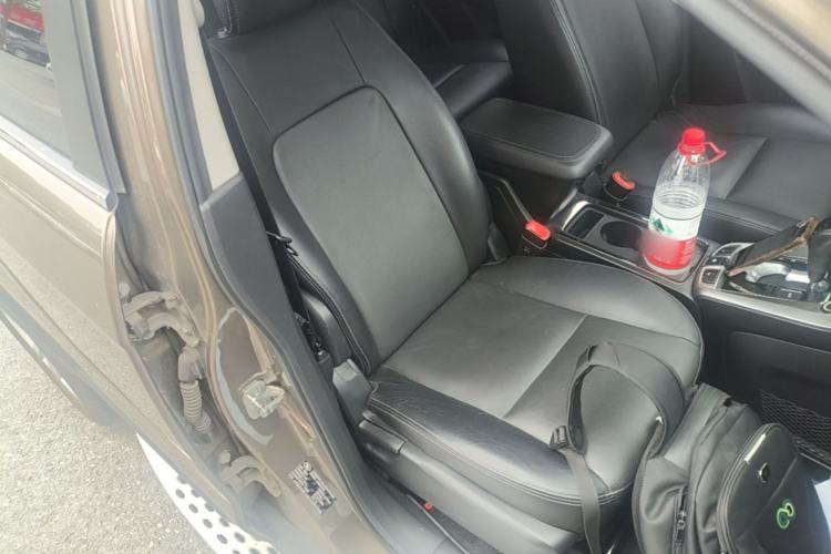 Used Chevrolet Captiva 2017 2.4L 4x4 Flagship Edition 7-Seater Right Front Seat