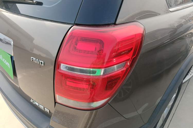 Used Chevrolet Captiva 2017 2.4L 4x4 Flagship Edition 7-Seater Right Rear Taillight