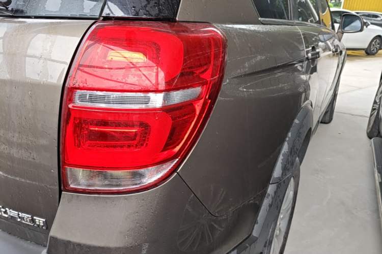 Used Chevrolet Captiva 2017 2.4L Two-Wheel Drive City Edition 5 Seats Right Rear Taillight