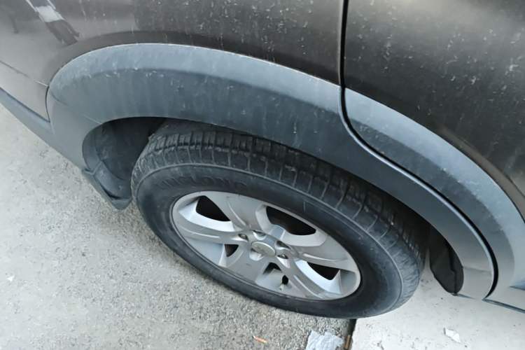 Used Chevrolet Captiva 2017 2.4L Two-Wheel Drive City Edition 5 Seats Right Rear Wheel Hub