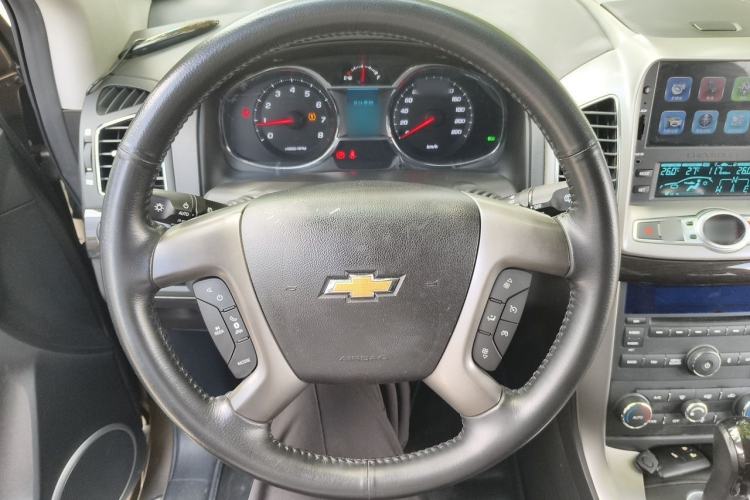 Used Chevrolet Captiva 2017 2.4L 4x4 Flagship Edition 7-Seater Steering Wheel