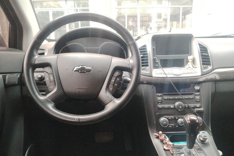 Used Chevrolet Captiva 2017 2.4L 4x4 Flagship Edition 7-Seater Steering Wheel