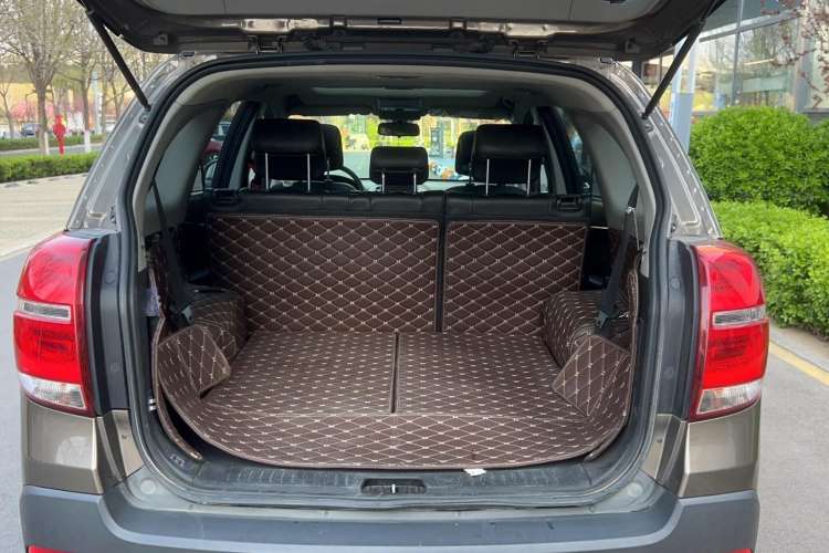 Used Chevrolet Captiva 2017 2.4L Two-Wheel Drive Luxury Edition 7 Seats Trunk