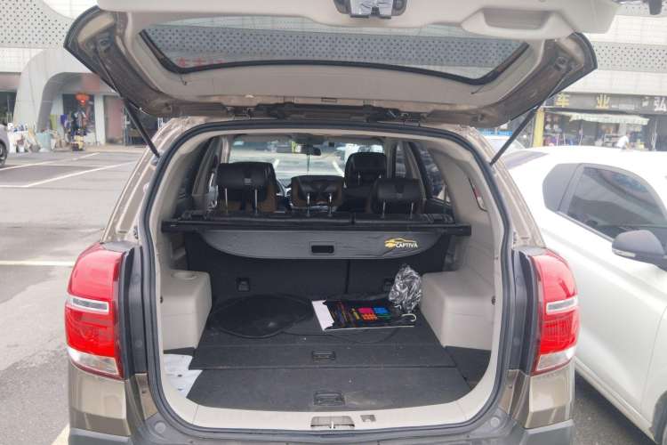 Used Chevrolet Captiva 2017 2.4L Two-Wheel Drive City Edition 5 Seats Trunk