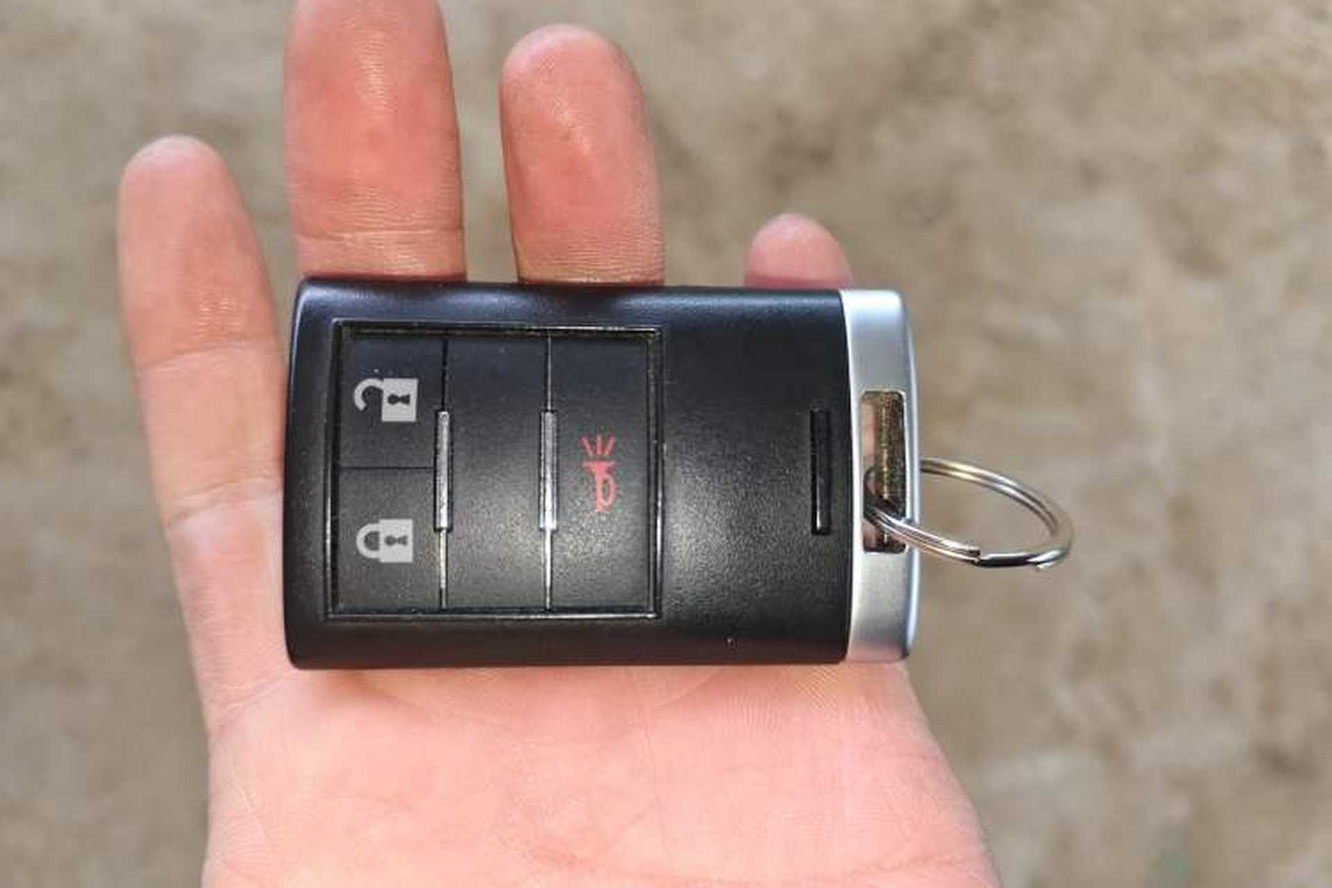 Used Chevrolet Captiva 2017 2.4L 4x4 Flagship Edition 7-Seater Vehicle Key