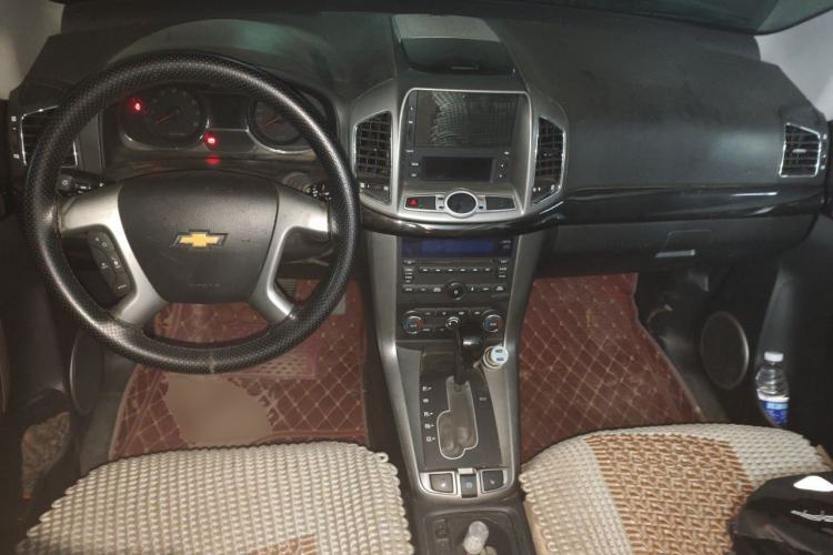 Used Chevrolet Captiva 2017 2.4L Two-Wheel Drive Luxury Edition 7 Seats Center Console