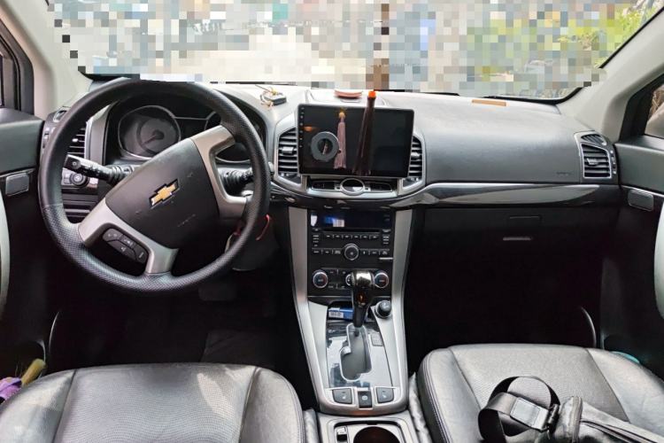 Used Chevrolet Captiva 2017 2.4L Two-Wheel Drive Luxury Edition 7 Seats Center Console