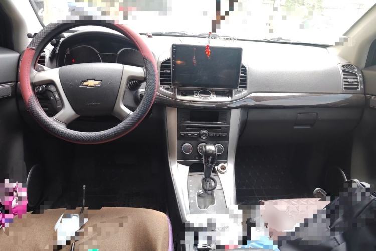 Used Chevrolet Captiva 2017 2.4L Two-Wheel Drive Urban Version 7 Seats Center Console