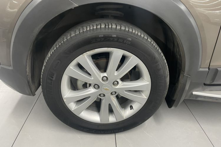 Used Chevrolet Captiva 2017 2.4L 4x4 Flagship Edition 7-Seater Exterior 6
