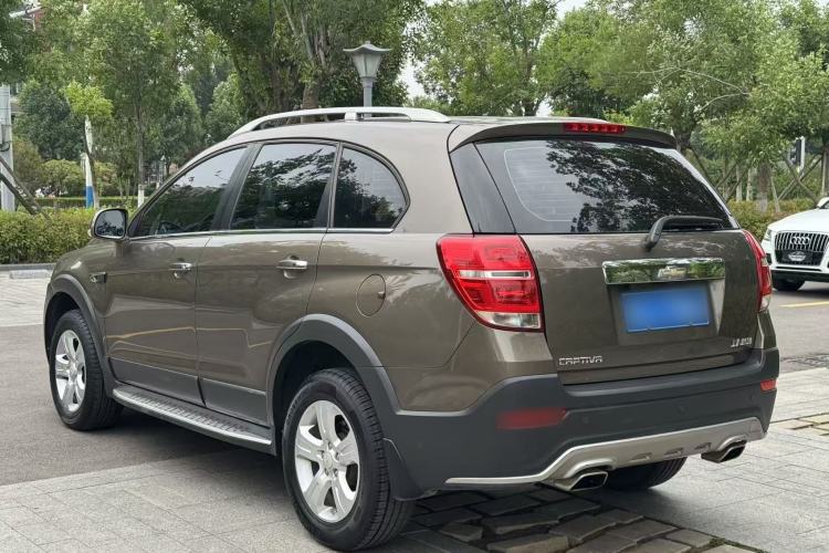 Used Chevrolet Captiva 2017 2.4L Two-Wheel Drive Luxury Edition 7 Seats Exterior 7